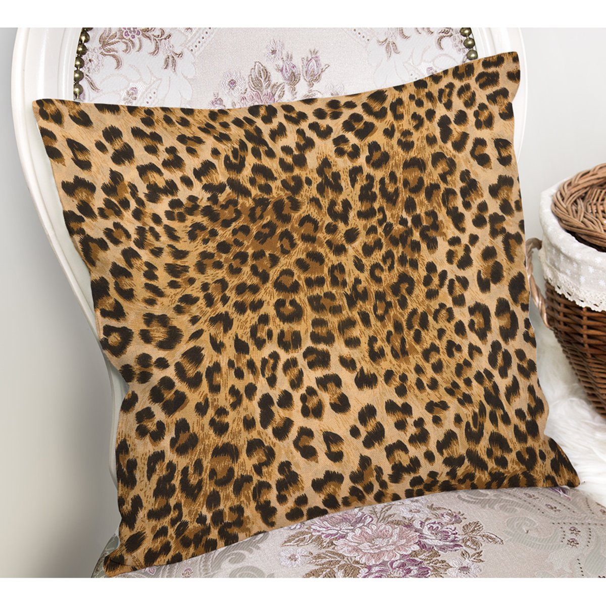 Leopar Desen Dijital Baskılı Dekoratif Yastık Kırlent Kılıfı